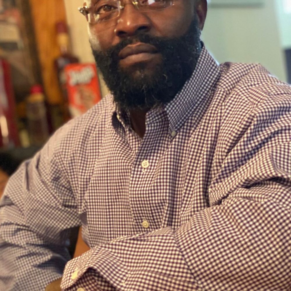 Meet your Posher, Eric